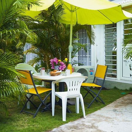 Oasis De Detente - Appartement Le Colibri Blanc Saint-Francois  Exterior photo